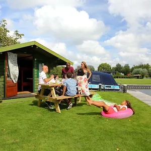 camping-recreatiepark-aalsmeer.zandvoort-hotels.com/