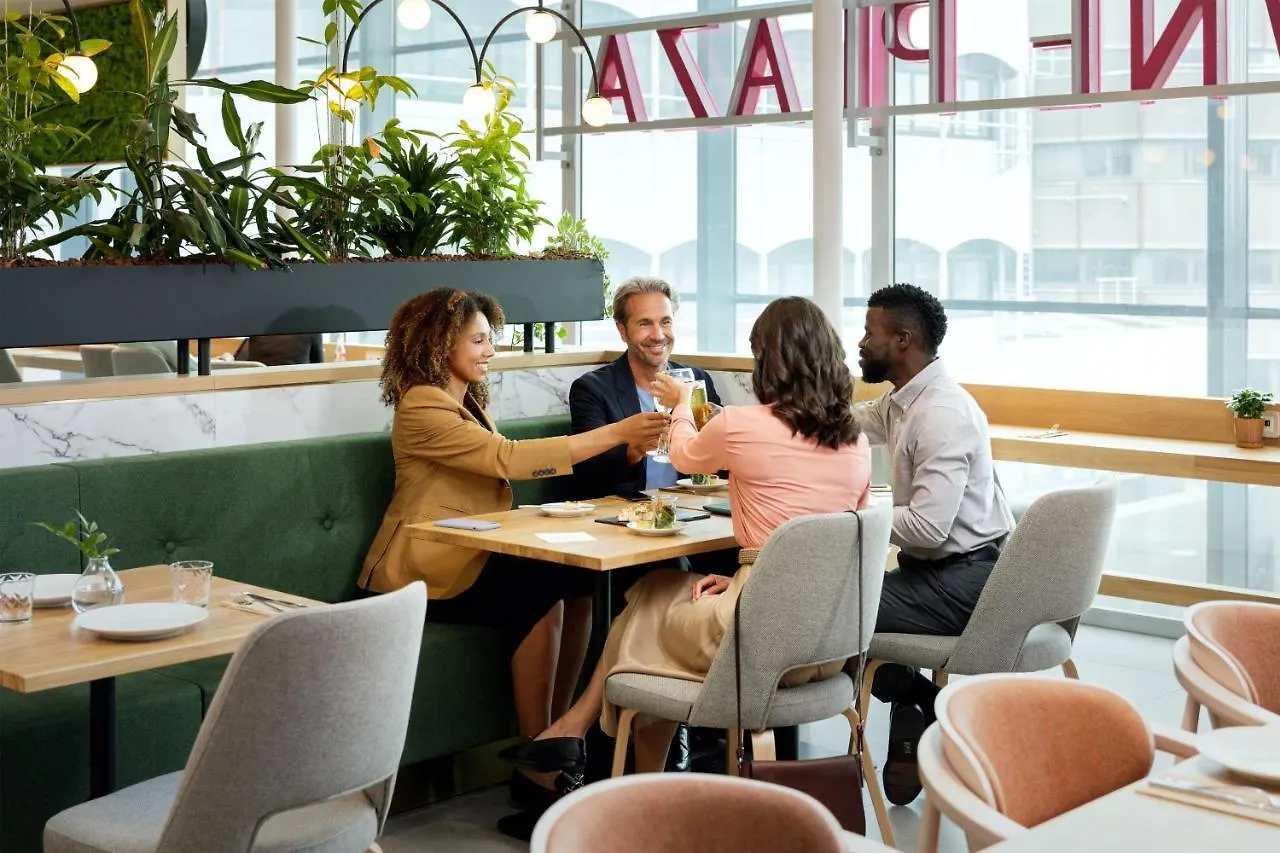 Crowne Plaza Utrecht - Central Station By Ihg